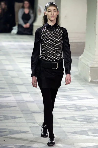 Look 18